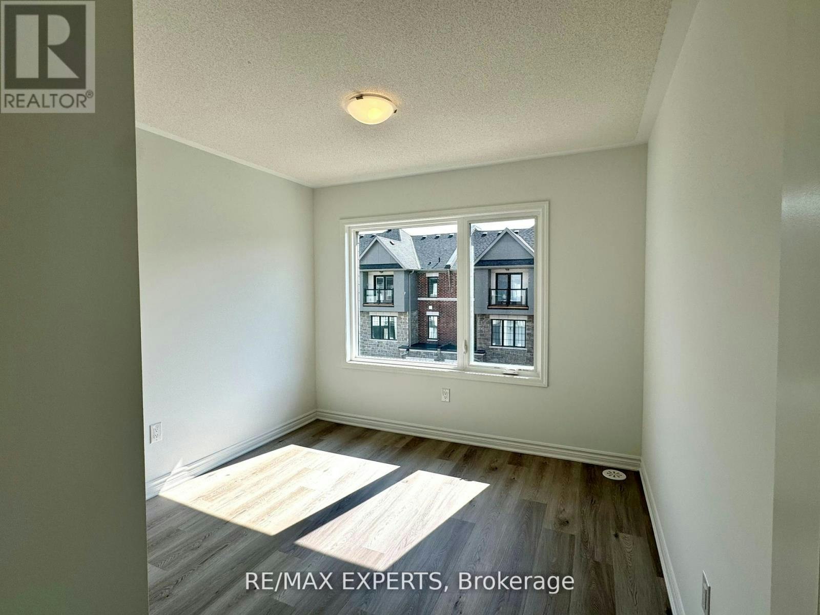 17 Pearen Lane, Barrie, ON, L9J 0G5 - 13