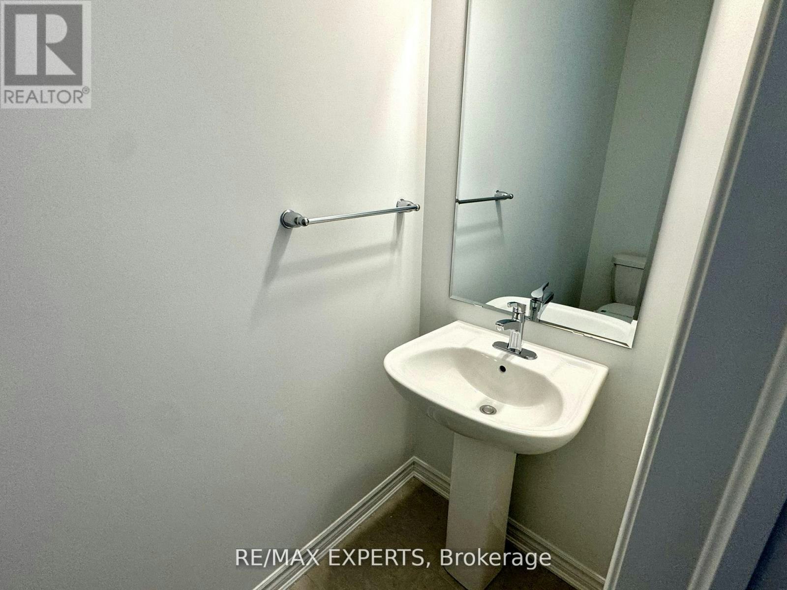 17 Pearen Lane, Barrie, ON, L9J 0G5 - 10