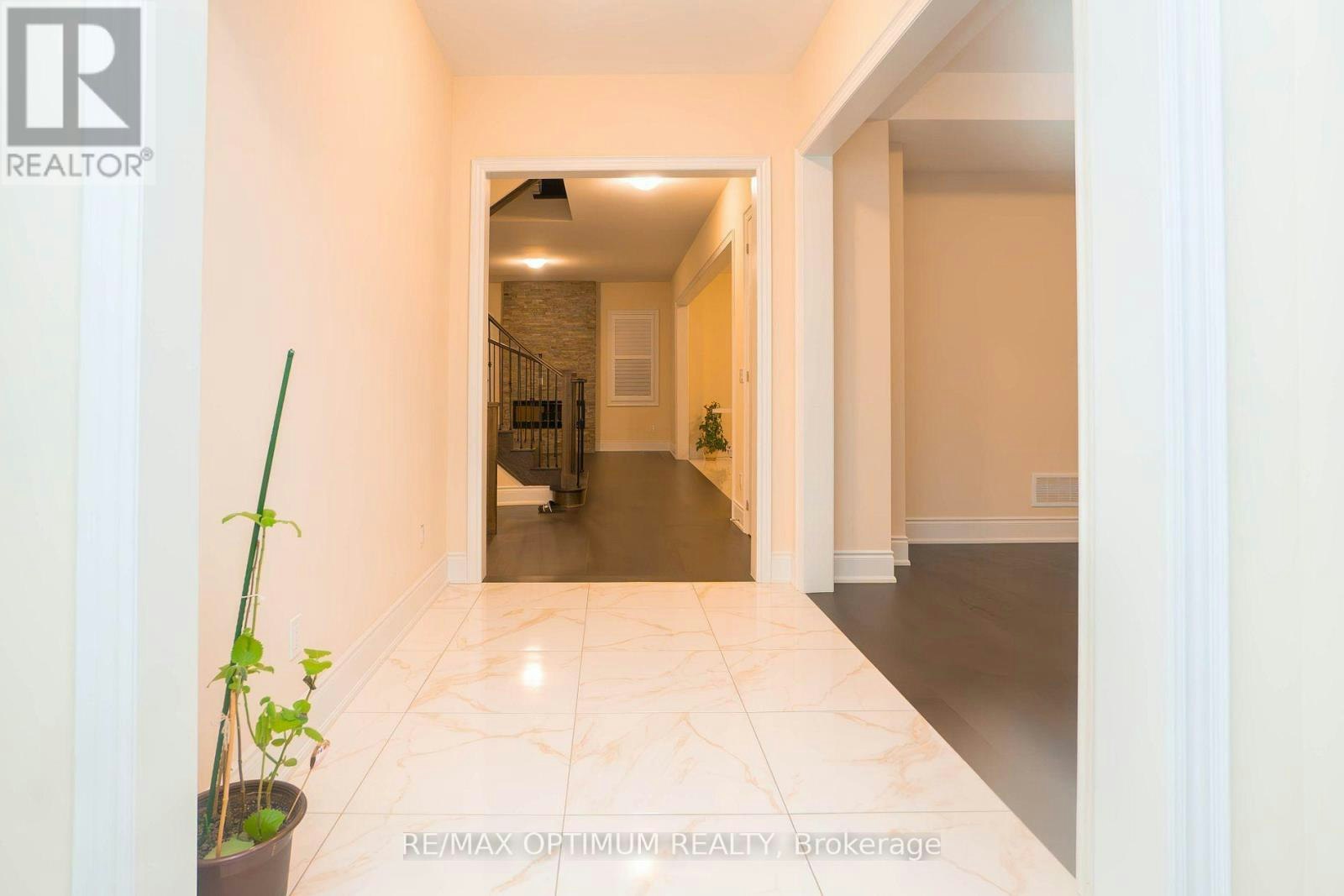 24 Selwood Drive, Brampton, ON, L6P 4R5 - 8