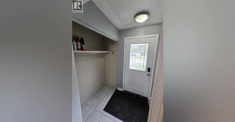 409 Castlegrove Place, London, ON, N6G 1L1 - 2