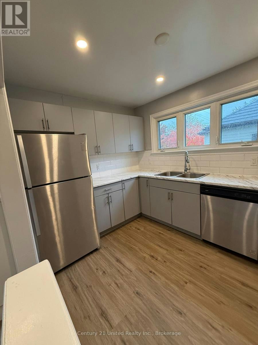MAIN FLOOR-1055 Western Avenue, Peterborough, ON, K9J 5W5 - 6