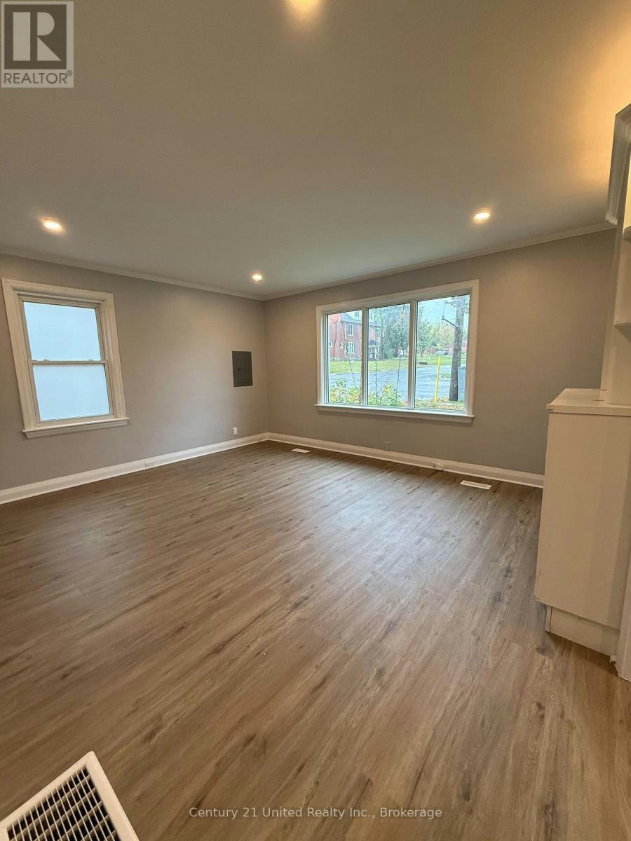 MAIN FLOOR-1055 Western Avenue, Peterborough, ON, K9J 5W5 - 2
