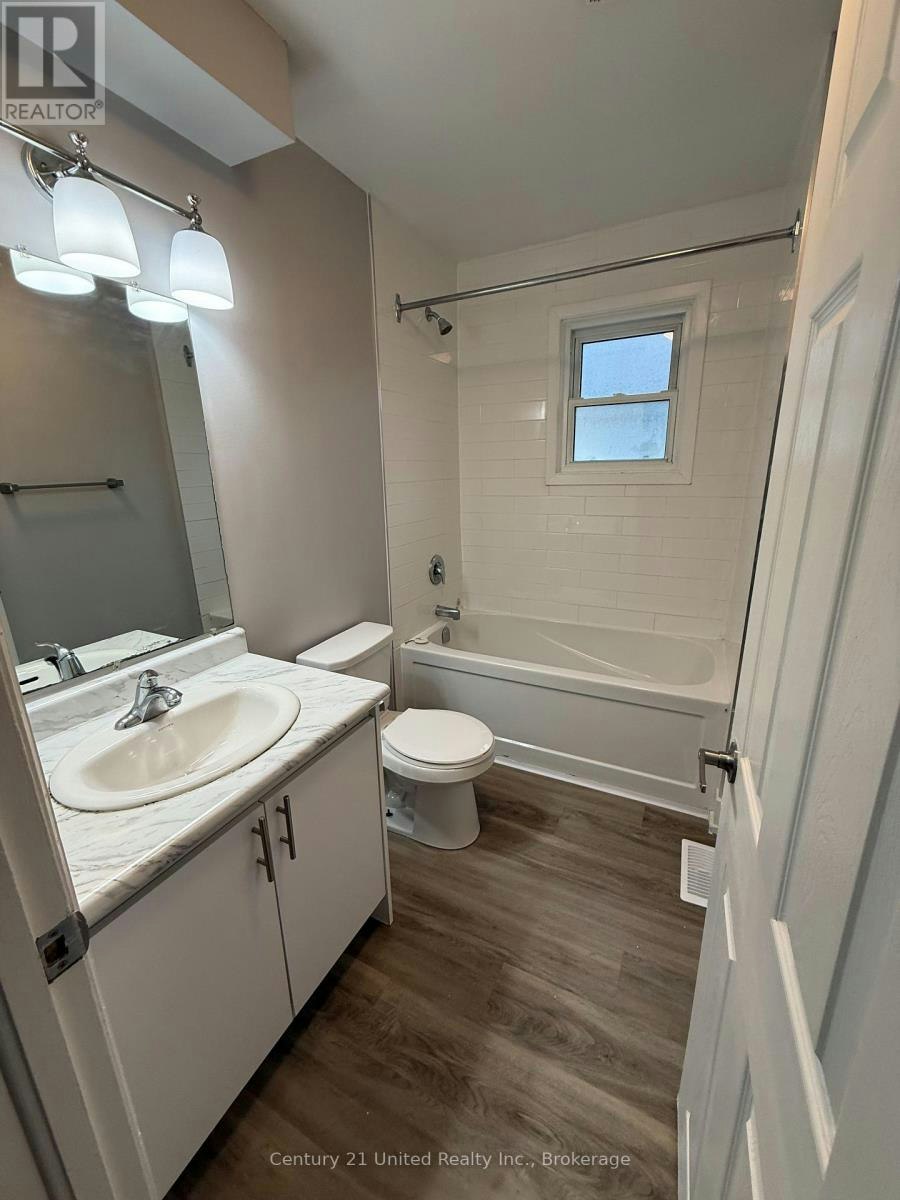 MAIN FLOOR-1055 Western Avenue, Peterborough, ON, K9J 5W5 - 11