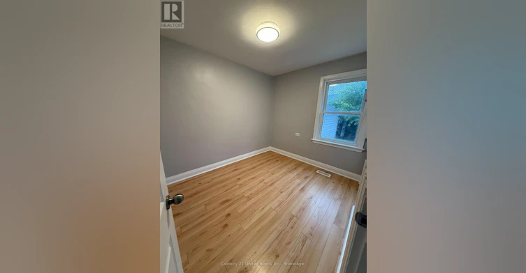 MAIN FLOOR-1055 Western Avenue, Peterborough, ON, K9J 5W5 - 12