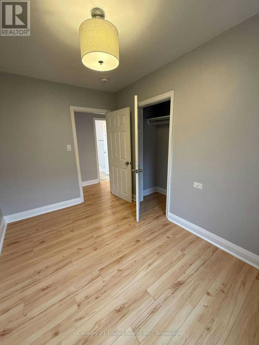 MAIN FLOOR-1055 Western Avenue, Peterborough, ON, K9J 5W5 - 10