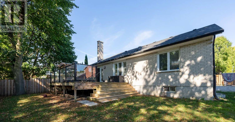 126 Mountainview Crescent, London, ON, N6J 4N1 - 25