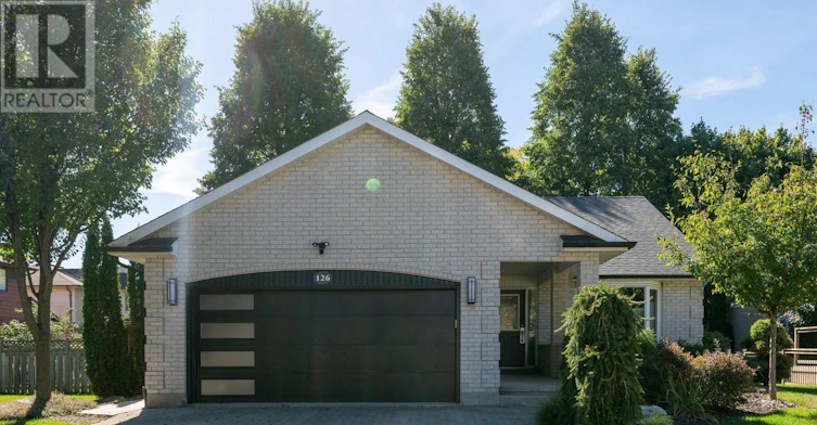 126 Mountainview Crescent, London, ON, N6J 4N1