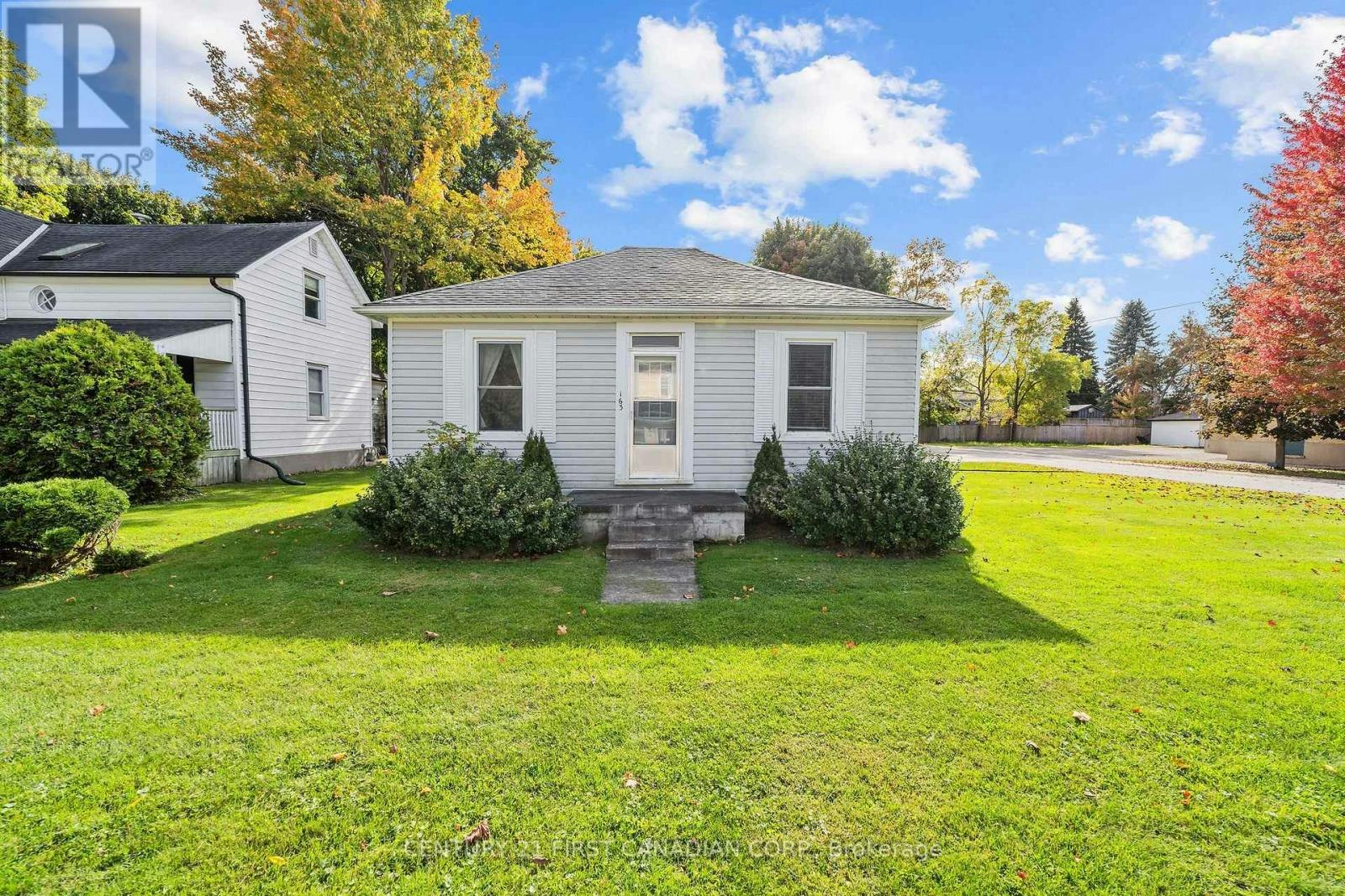 163 George Street, North Middlesex, ON, N0M 1A0