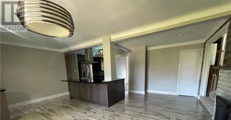 38 Capilano Drive, Ottawa, ON, K2E 6G4 - 5