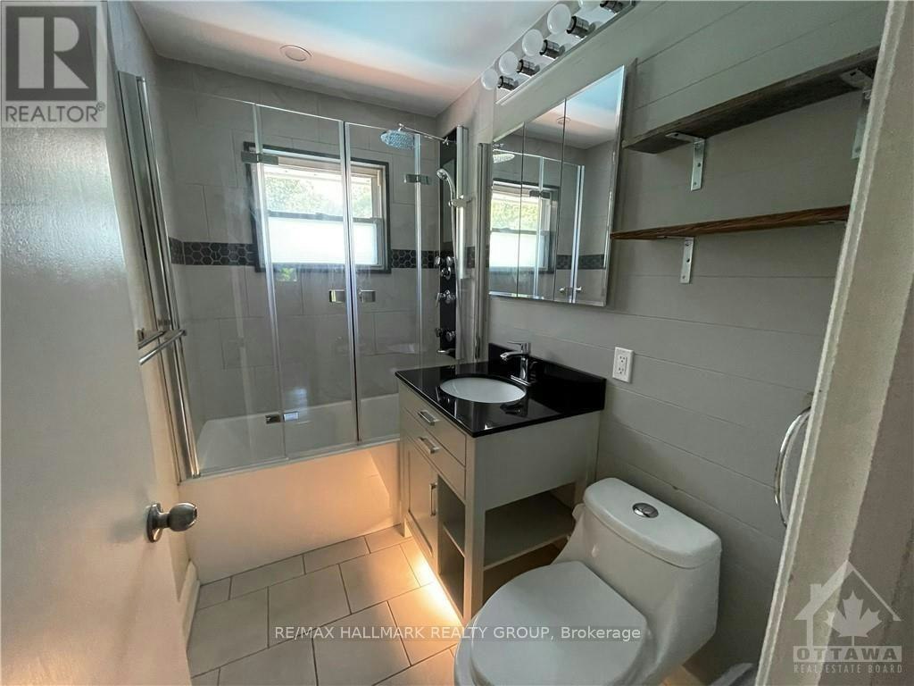 38 Capilano Drive, Ottawa, ON, K2E 6G4 - 7