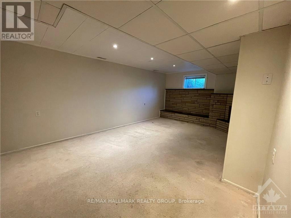 38 Capilano Drive, Ottawa, ON, K2E 6G4 - 10