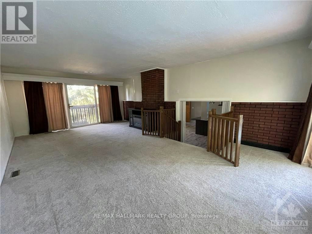 38 Capilano Drive, Ottawa, ON, K2E 6G4 - 6