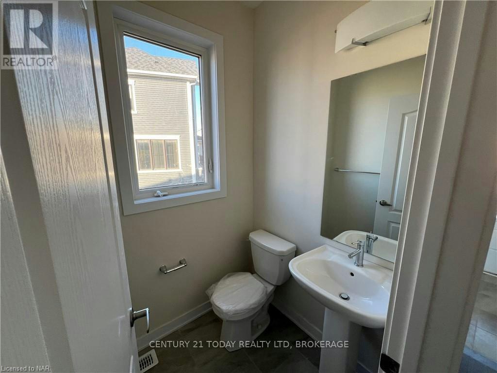 59 Rudder Road, Welland, ON, L3B 4E6 - 10
