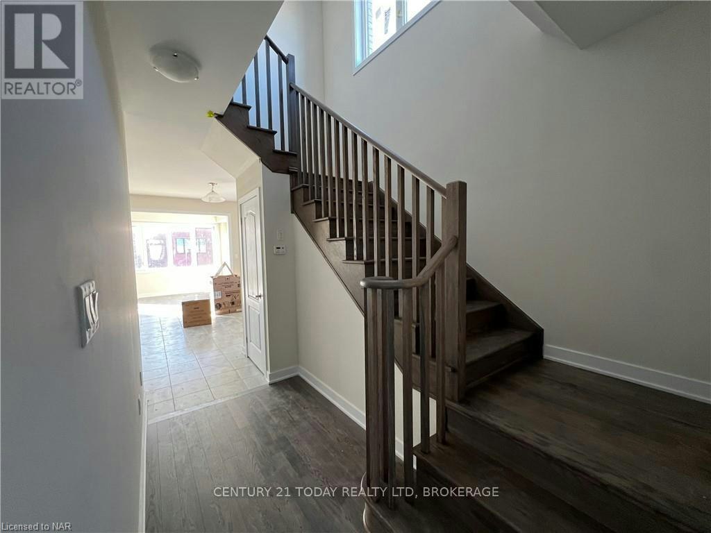 59 Rudder Road, Welland, ON, L3B 4E6 - 4