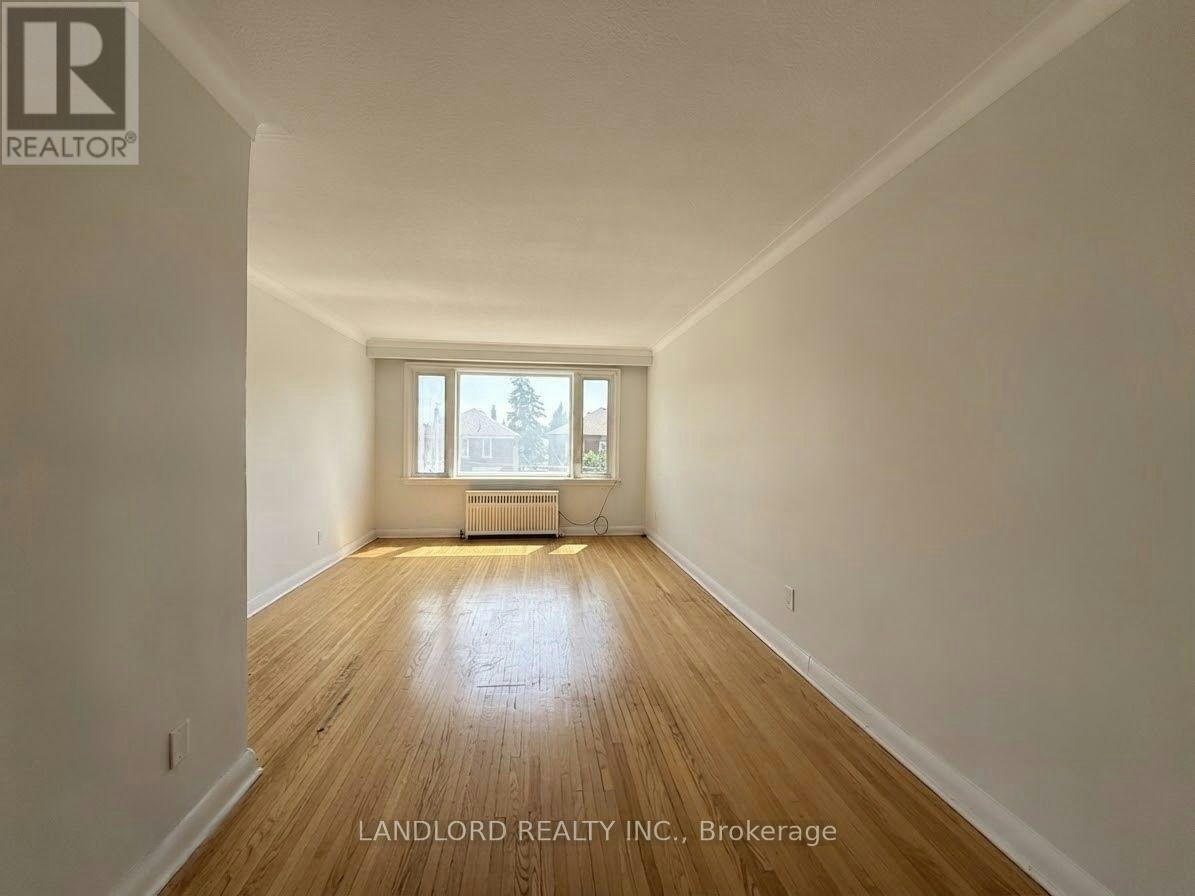 2ND FL-82 Lanark Avenue, Toronto, ON, M6E 2G4 - 3