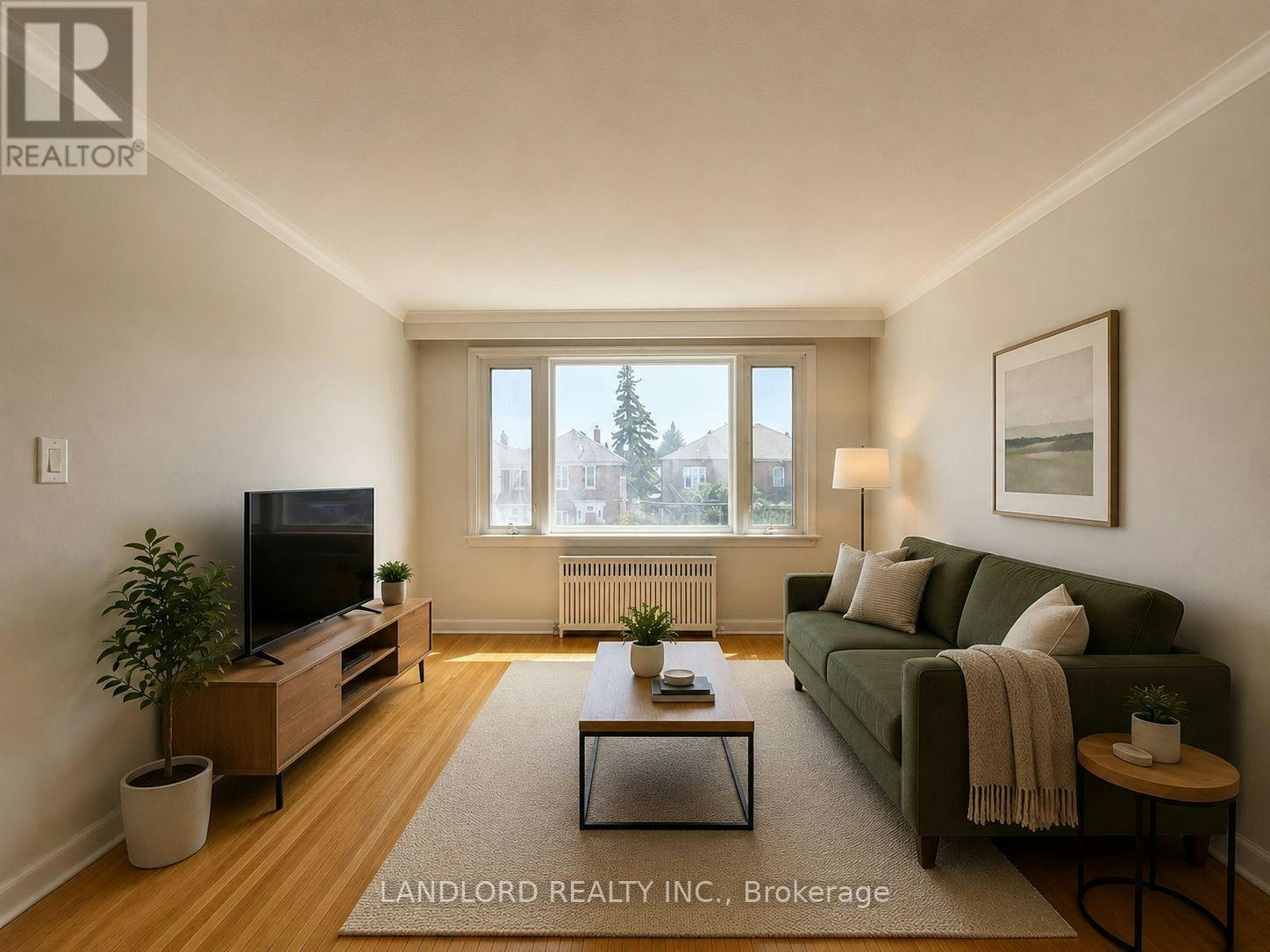 2ND FL-82 Lanark Avenue, Toronto, ON, M6E 2G4