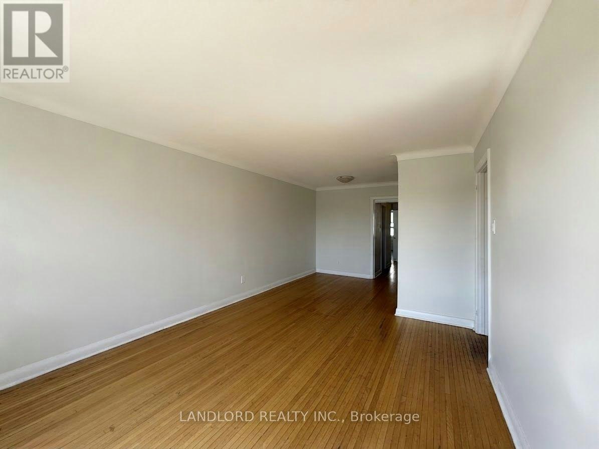 2ND FL-82 Lanark Avenue, Toronto, ON, M6E 2G4 - 4