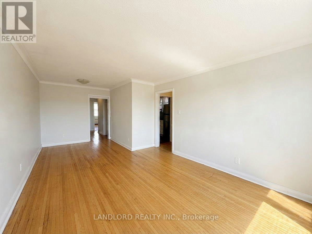 2ND FL-82 Lanark Avenue, Toronto, ON, M6E 2G4 - 6
