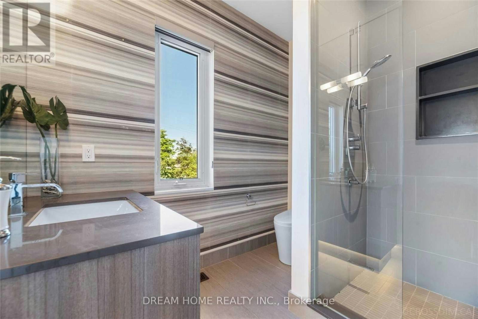21 Valliere Place, Toronto, ON, M2K 0C9 - 24