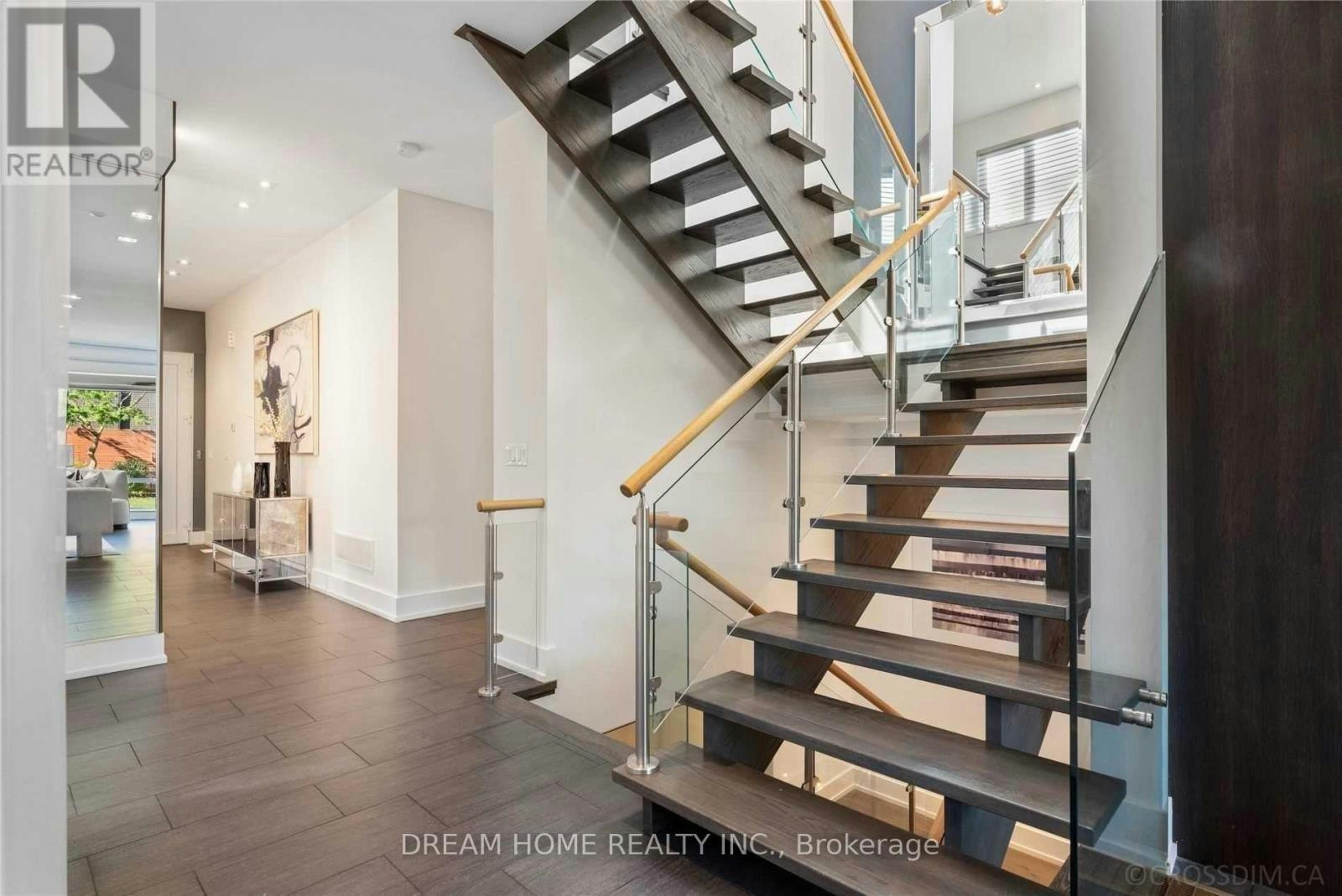 21 Valliere Place, Toronto, ON, M2K 0C9 - 17