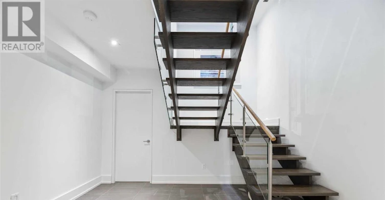 21 Valliere Place, Toronto, ON, M2K 0C9 - 27