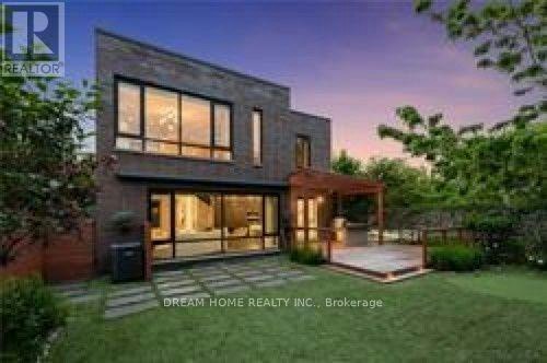 21 Valliere Place, Toronto, ON, M2K 0C9 - 2