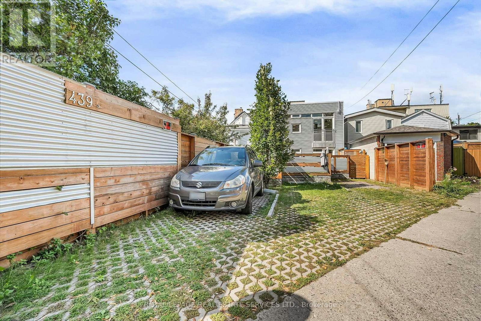 C-439 Winona Drive, Toronto, ON, M6C 3T4 - 41
