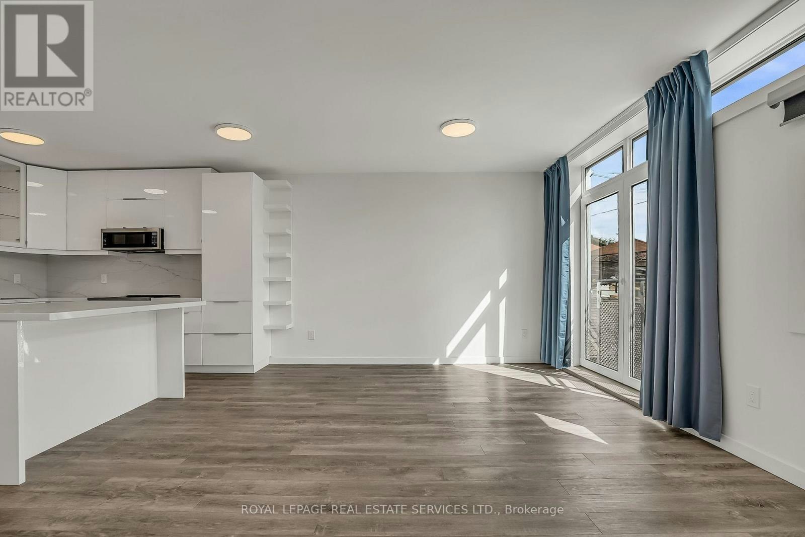 C-439 Winona Drive, Toronto, ON, M6C 3T4 - 15