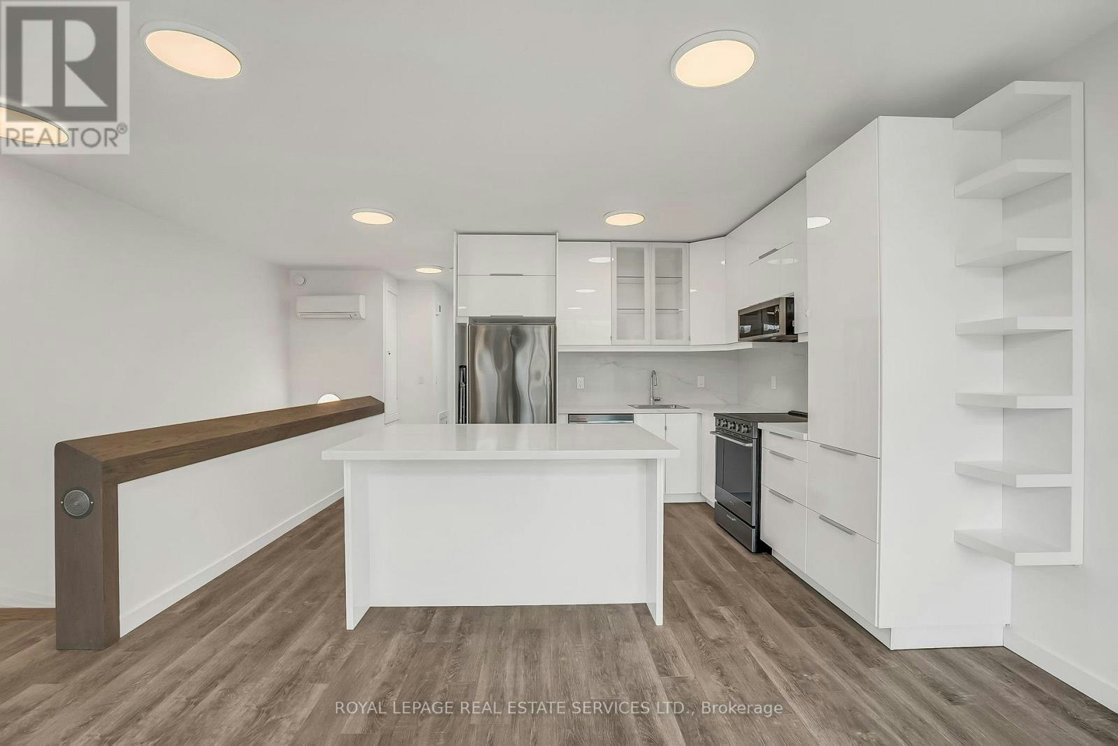 C-439 Winona Drive, Toronto, ON, M6C 3T4 - 18