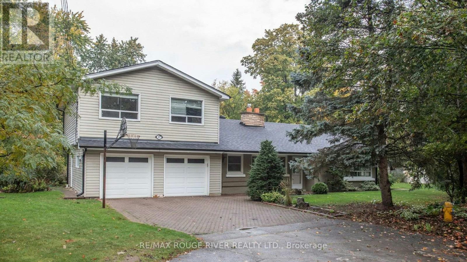 37 Acland Crescent, Toronto, ON, M1C 1N5