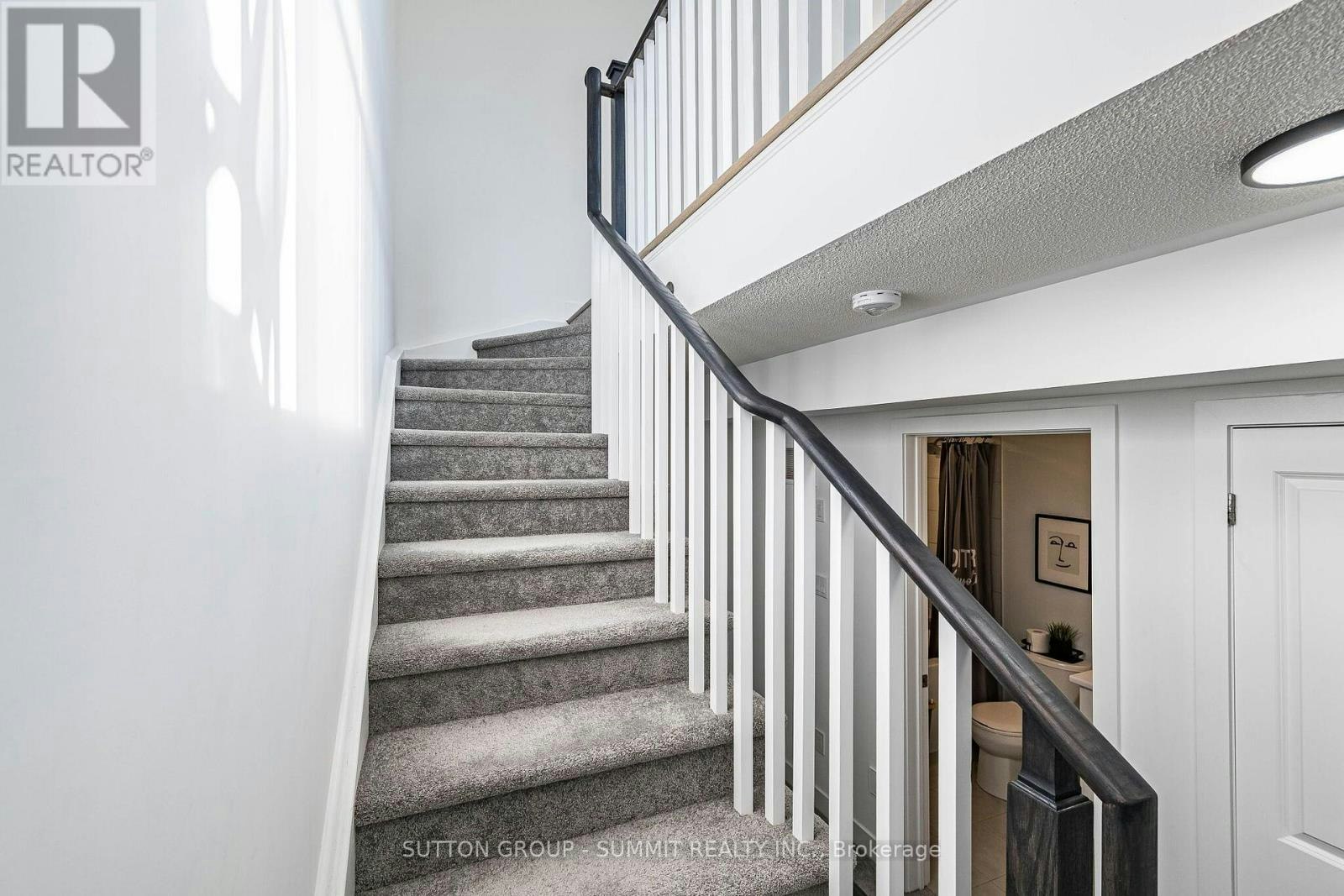 15 Canton Lane, Whitchurch-Stouffville, ON, L4A 4W8 - 38