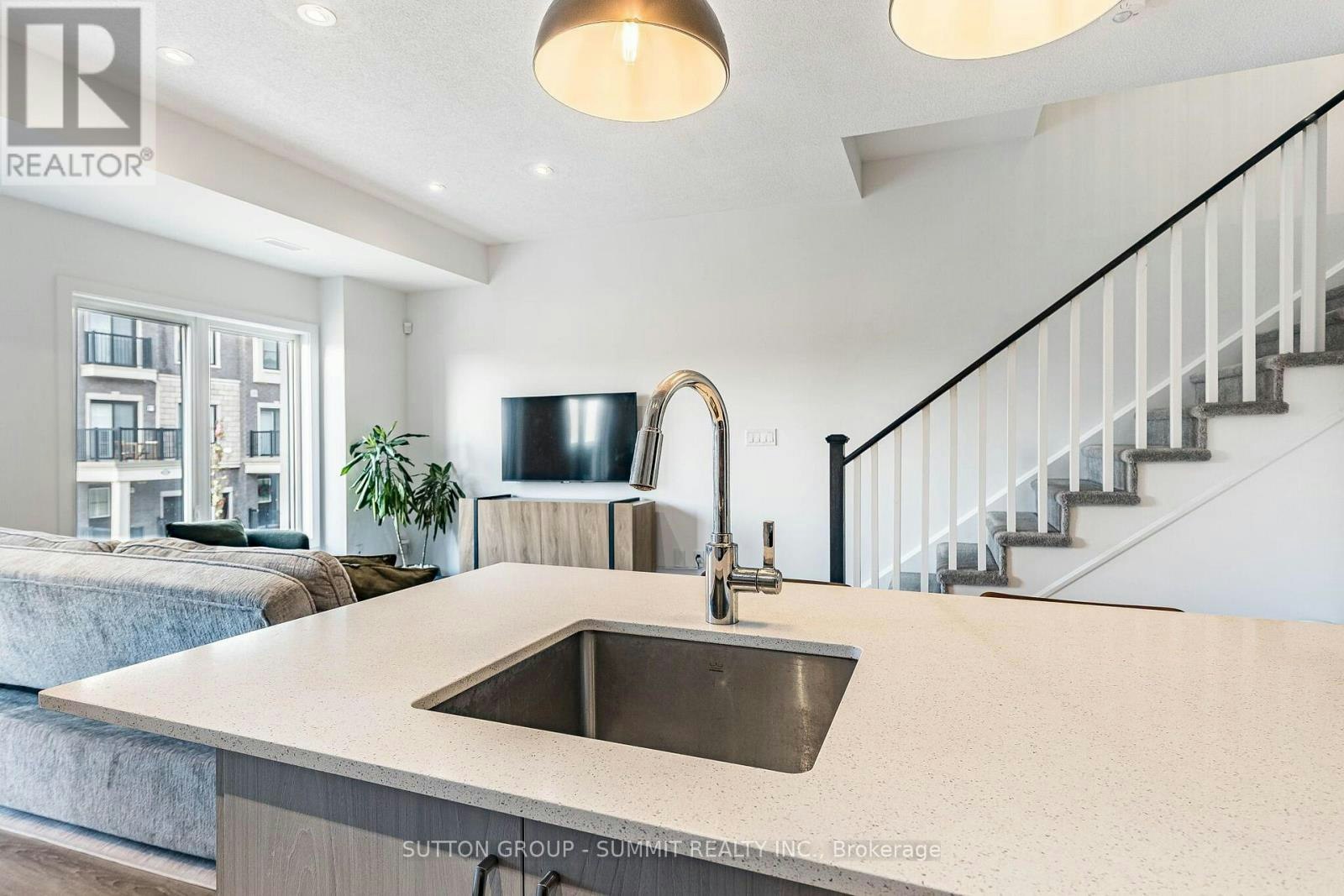15 Canton Lane, Whitchurch-Stouffville, ON, L4A 4W8 - 16