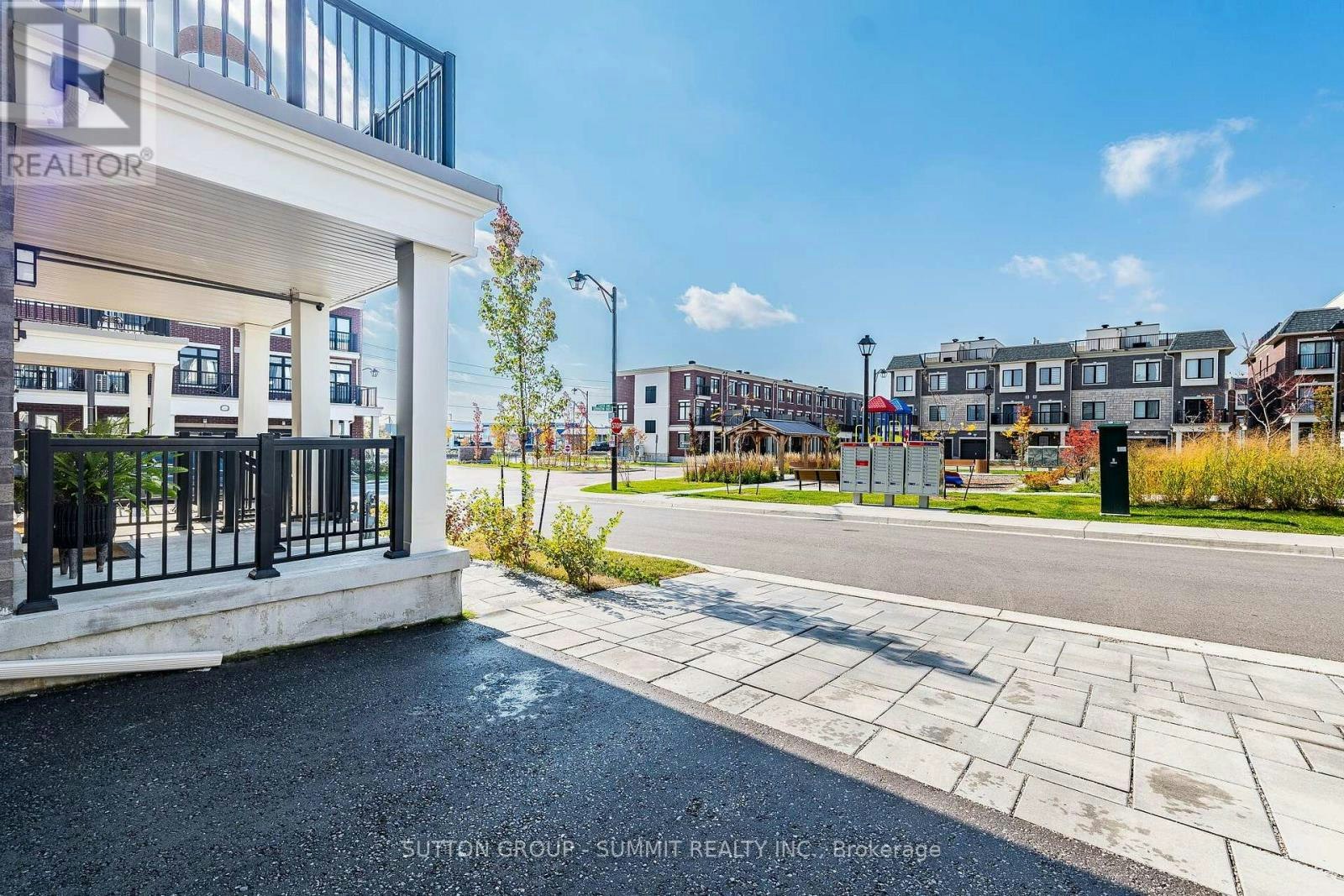 15 Canton Lane, Whitchurch-Stouffville, ON, L4A 4W8 - 3