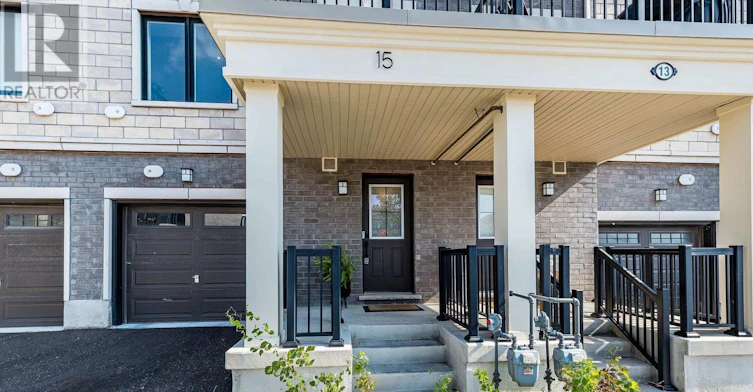 15 Canton Lane, Whitchurch-Stouffville, ON, L4A 4W8 - 4
