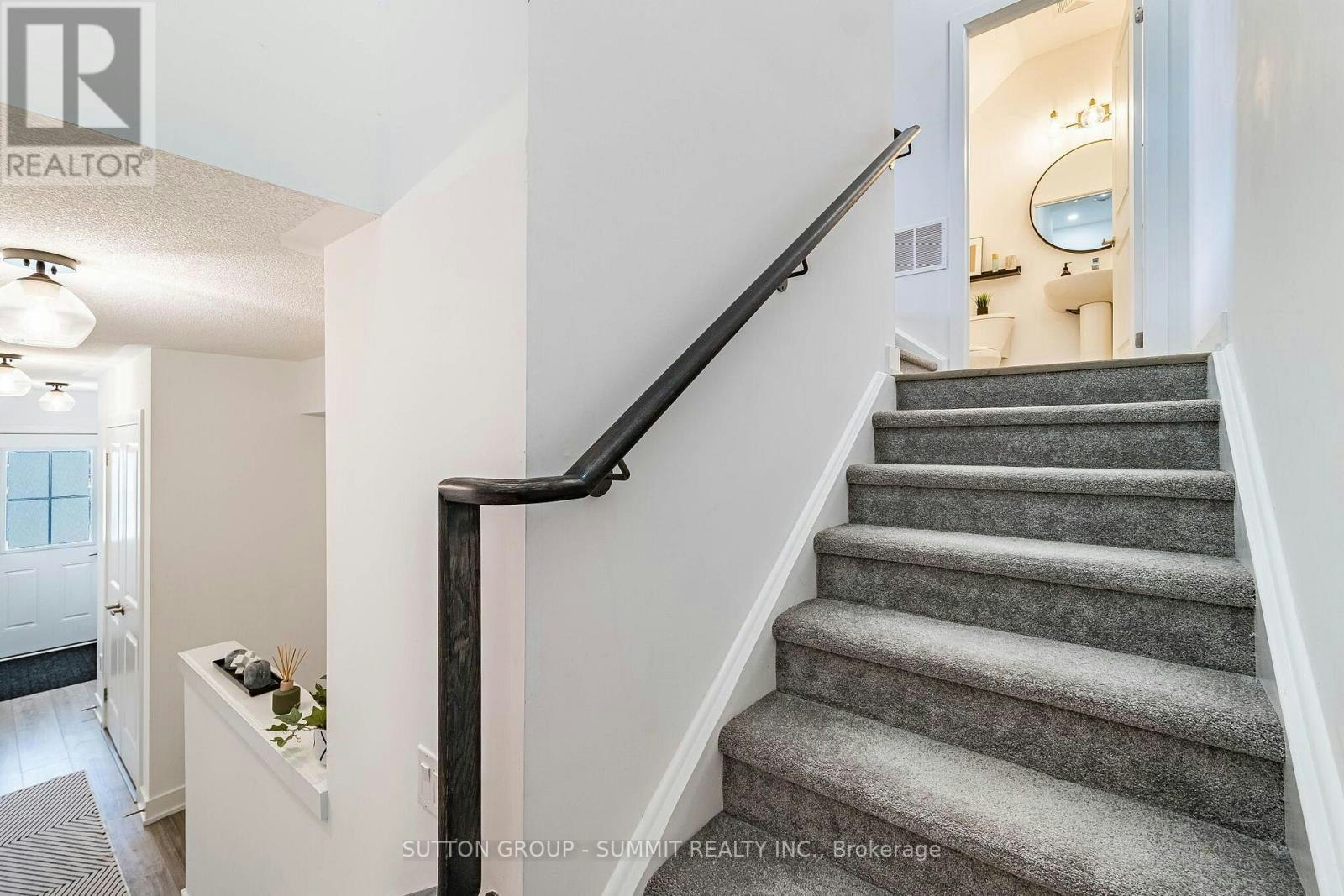 15 Canton Lane, Whitchurch-Stouffville, ON, L4A 4W8 - 7
