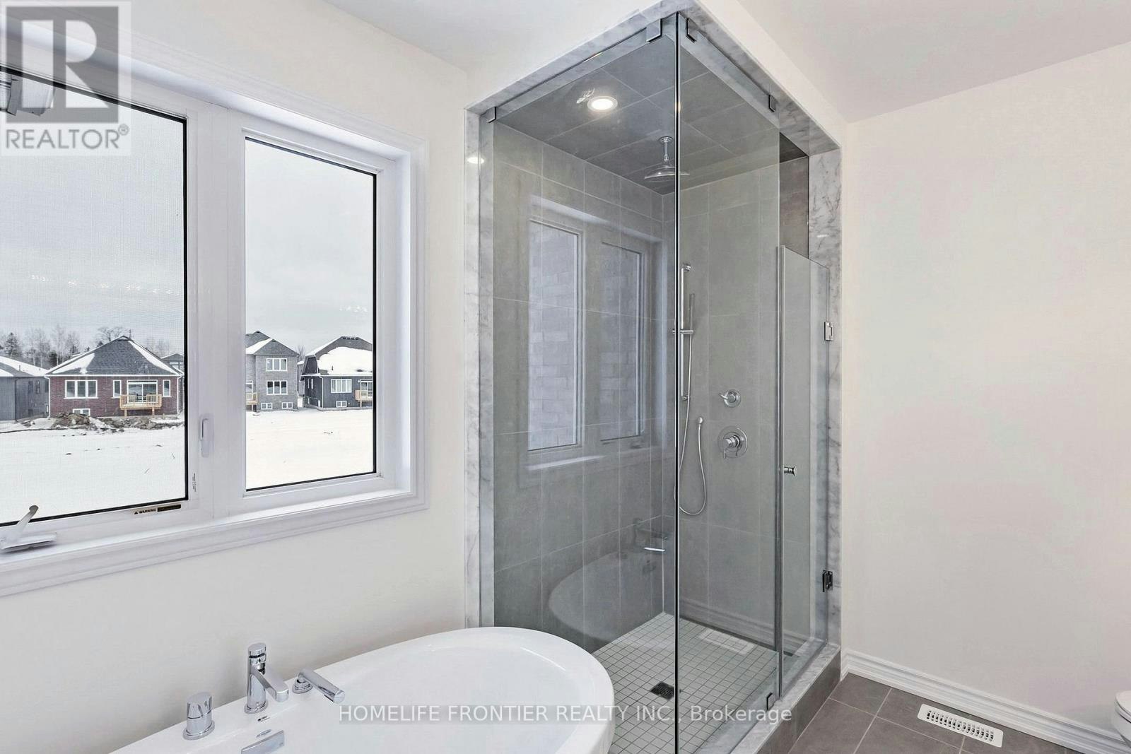 364 Ramblewood Drive, Wasaga Beach, ON, L9Z 0L5 - 18