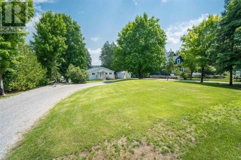 2365 Selwyn Bay Lane, Smith-Ennismore-Lakefield, ON, K0L 2H0 - 3
