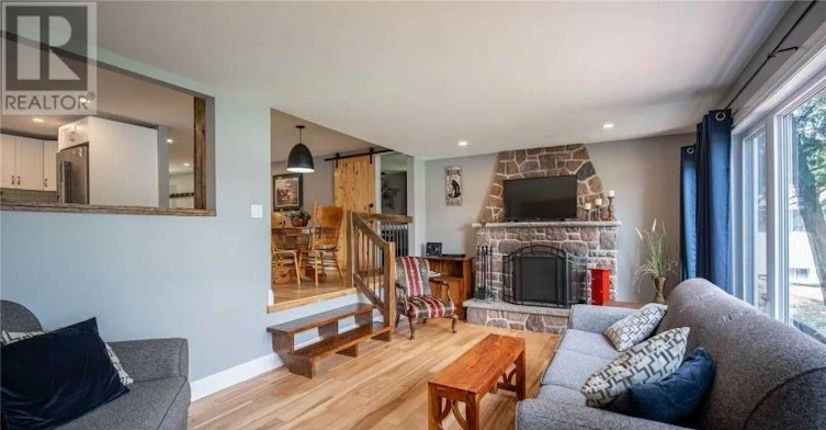 2365 Selwyn Bay Lane, Smith-Ennismore-Lakefield, ON, K0L 2H0 - 24