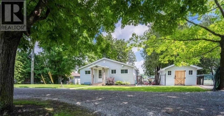 2365 Selwyn Bay Lane, Smith-Ennismore-Lakefield, ON, K0L 2H0 - 4