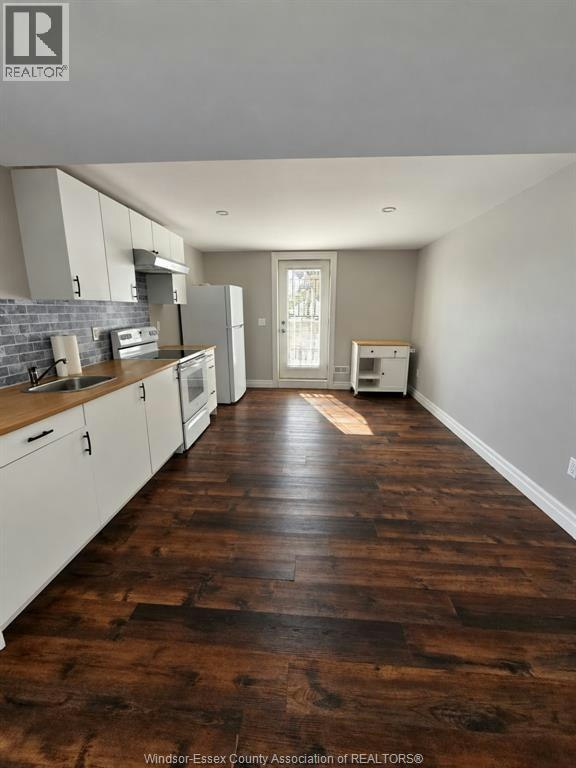 LOWER-149 Lane Street, Essex, ON, M8M 0B1 - 3