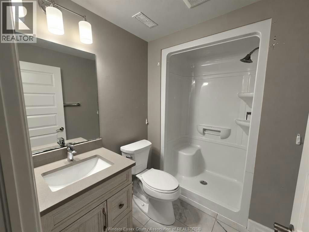 LOWER-149 Lane Street, Essex, ON, M8M 0B1 - 6