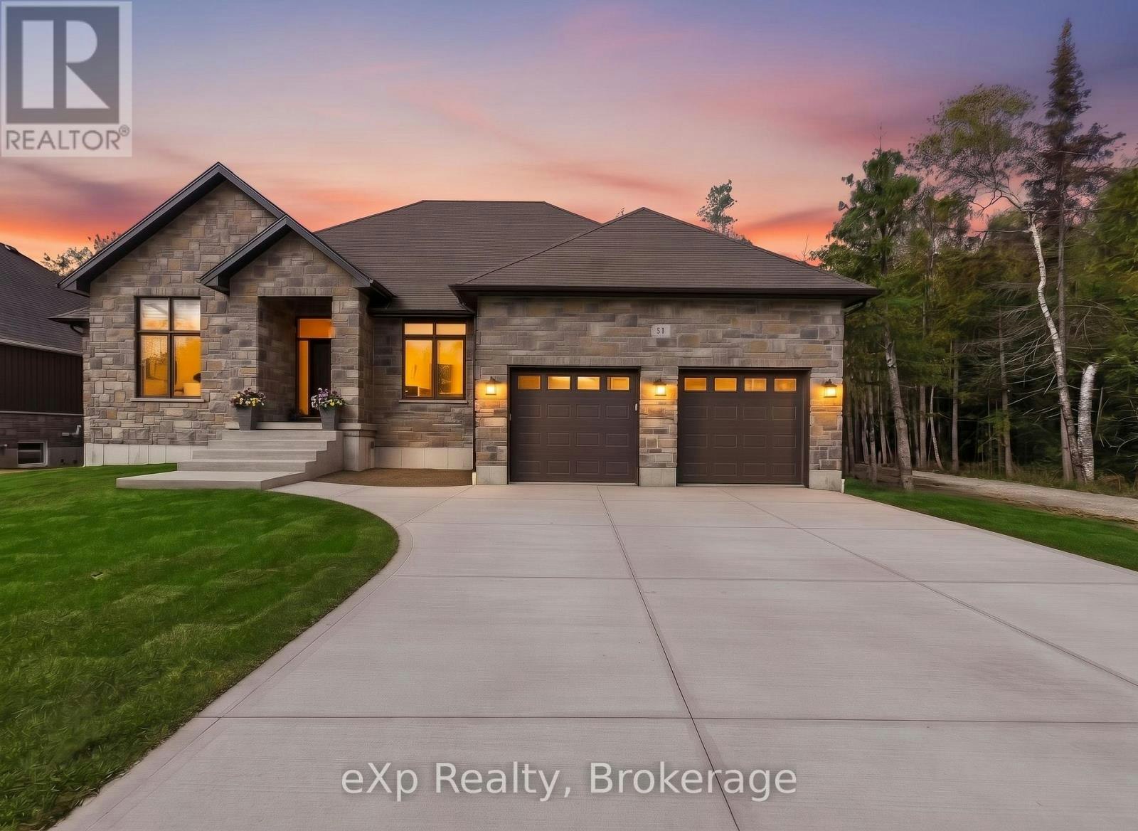 137 Acton Drive, Saugeen Shores, ON, N0H 2C2