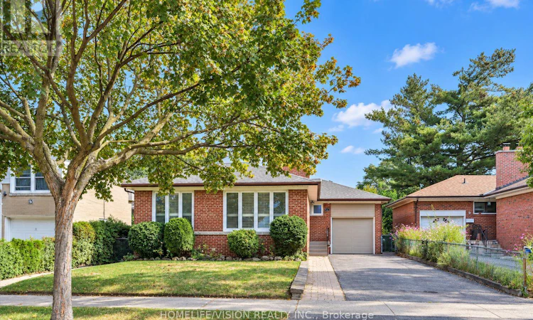 11 Larstone Avenue