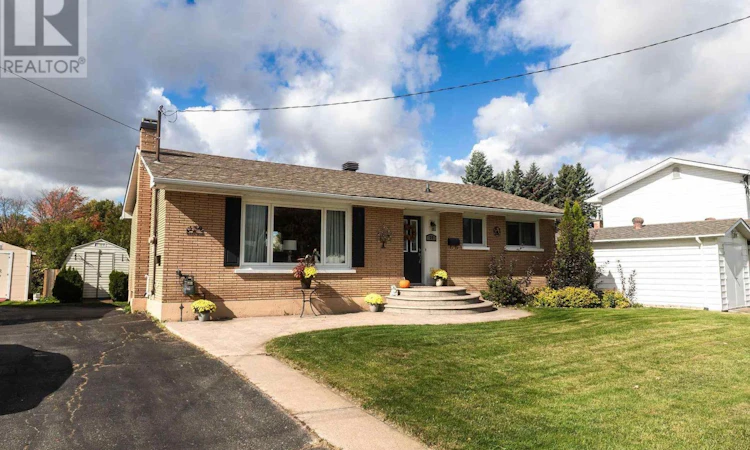 29 Routledge Avenue