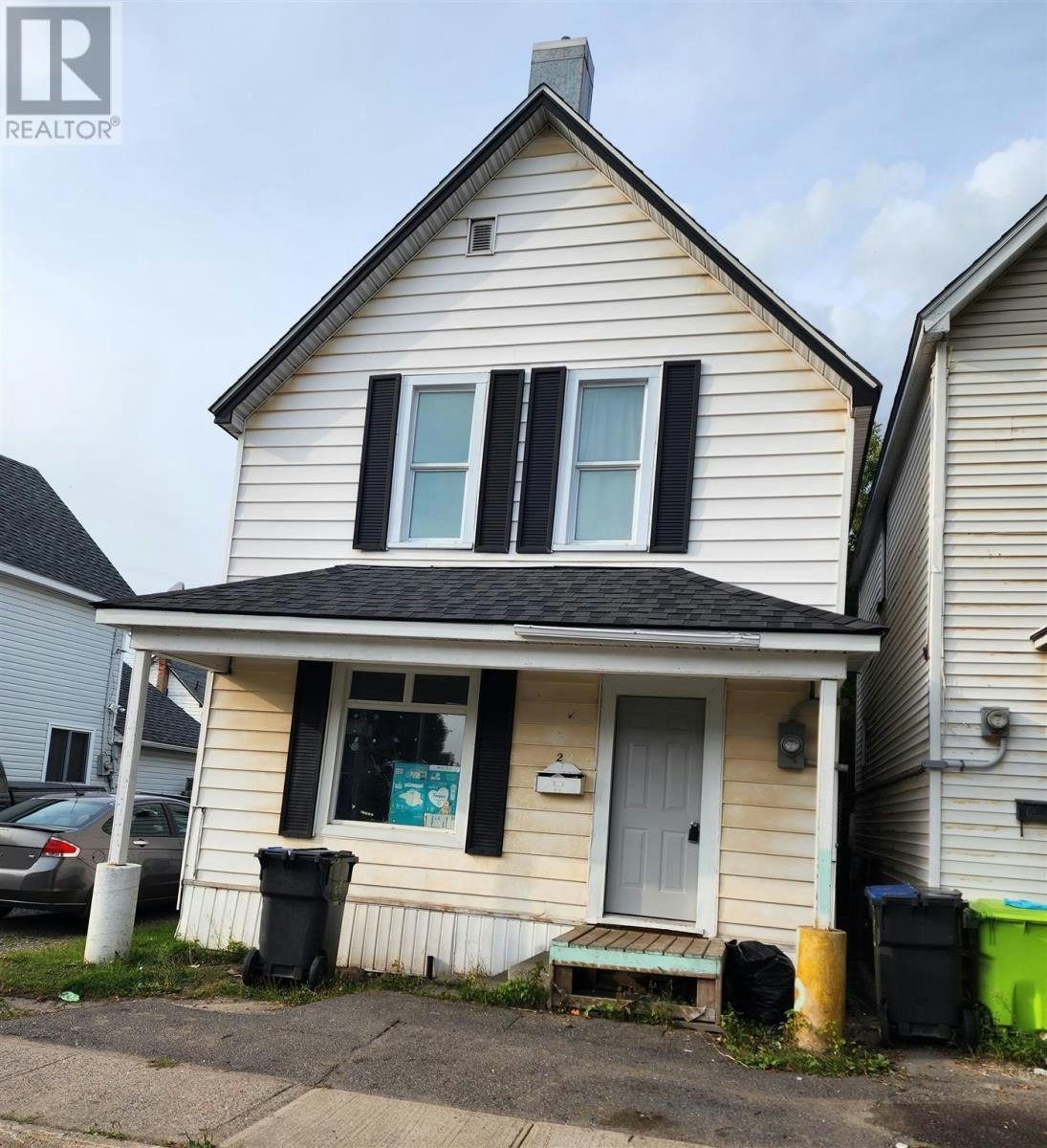 22 Manilla Ter, Sault Ste. Marie, ON, P6A 1J2