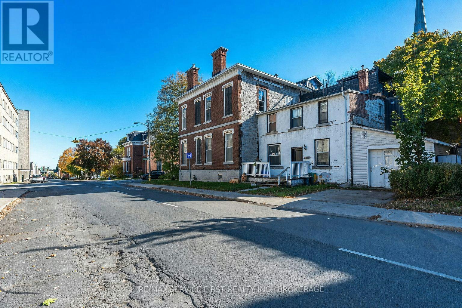 94 Sydenham Street, Kingston, ON, K7L 3H4