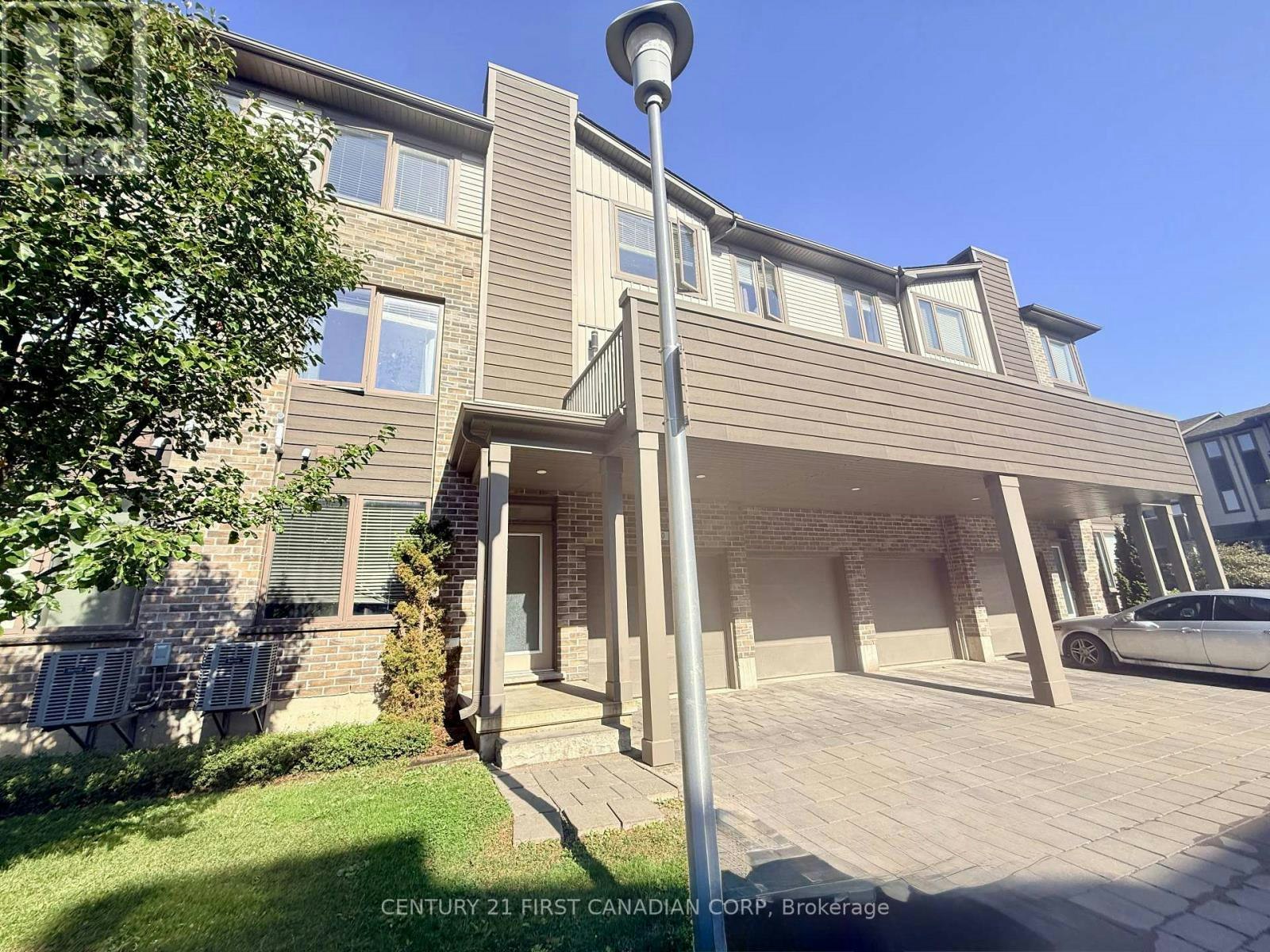 40-1960 Dalmagarry Road, London, ON, N6G 0T8 - 2