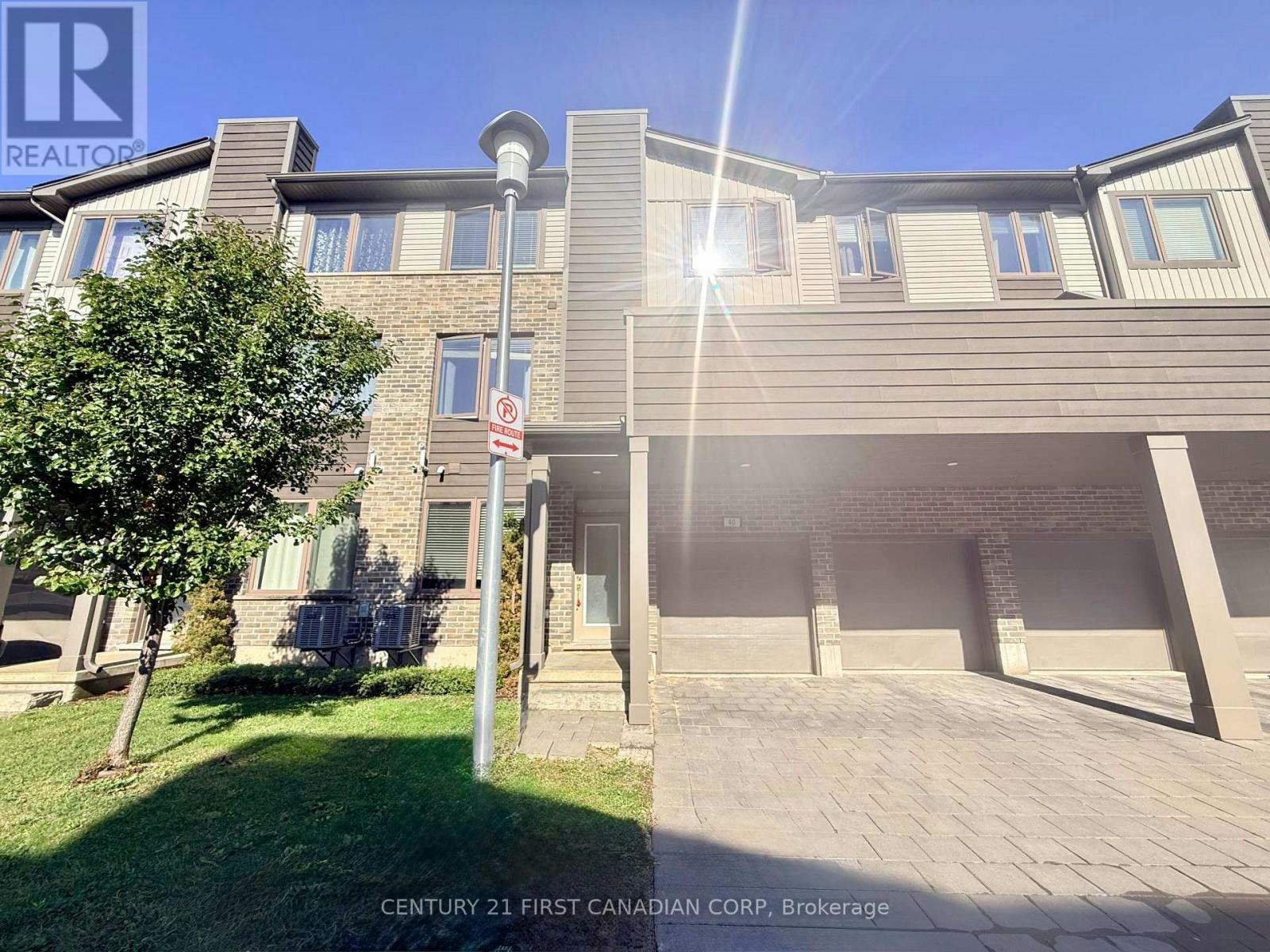 40-1960 Dalmagarry Road, London, ON, N6G 0T8