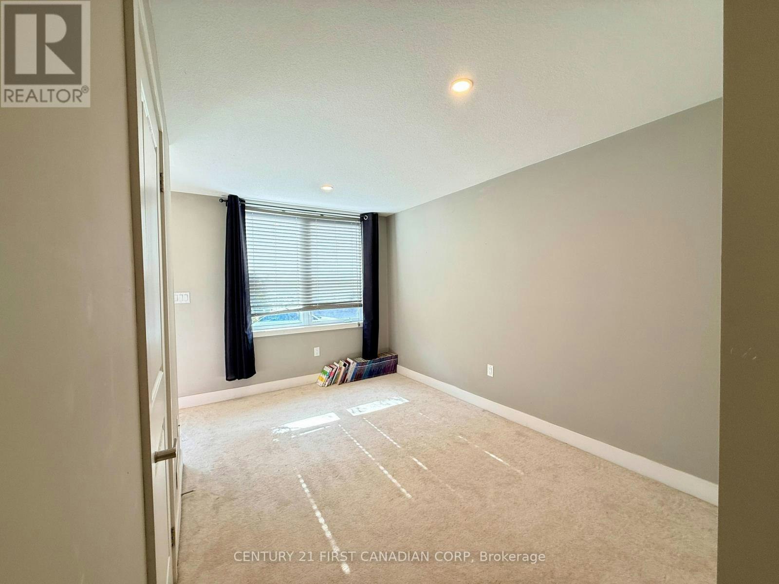 40-1960 Dalmagarry Road, London, ON, N6G 0T8 - 5
