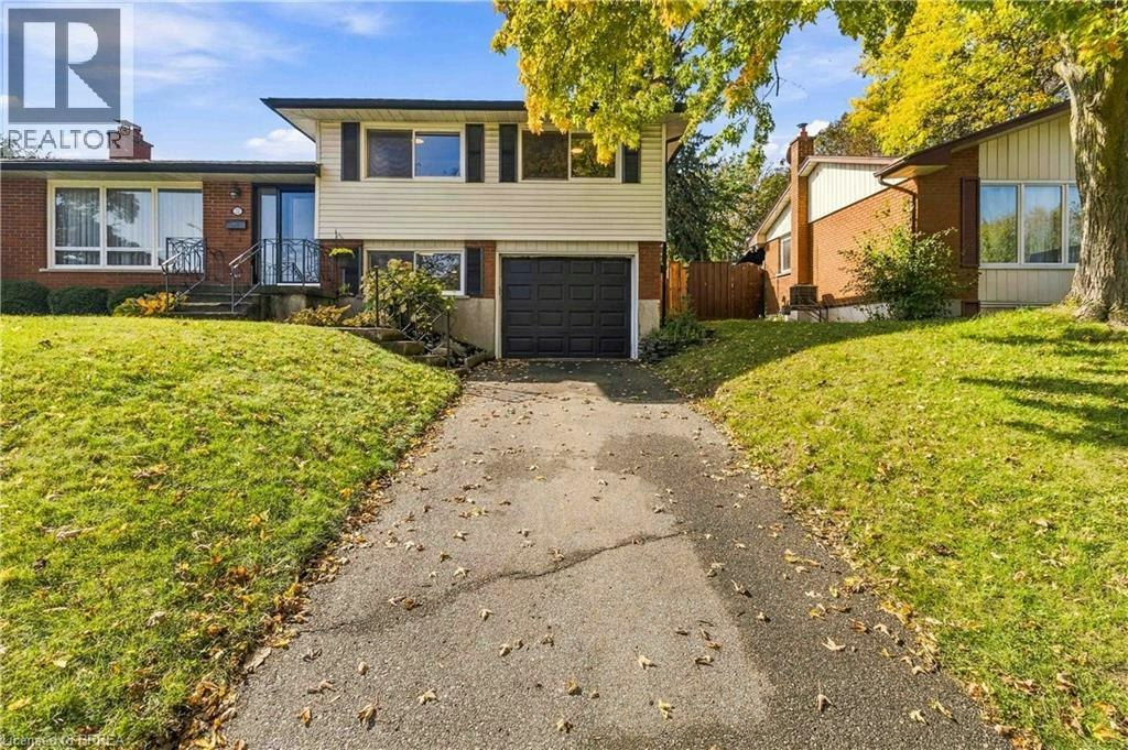 22 Applewood Crescent, Guelph, ON, N1H 6B2